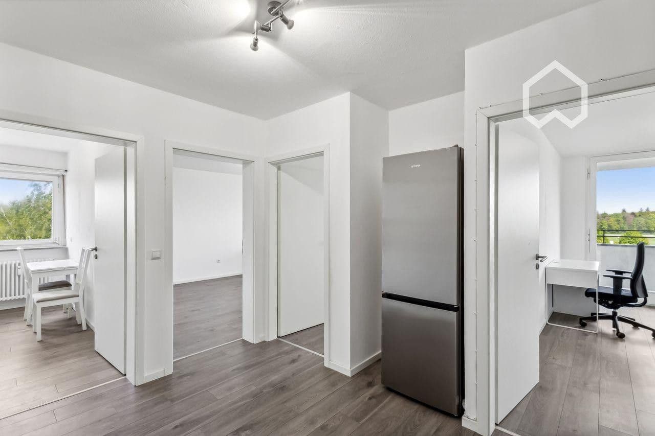 Prenájom bytu 1-izbový 80 m², Haunstetter Str 95, Augsburg, Bavorsko Prenájom bytu 1-izbový 80 m², Haunstetter Str 95, Augsburg, Bavorsko