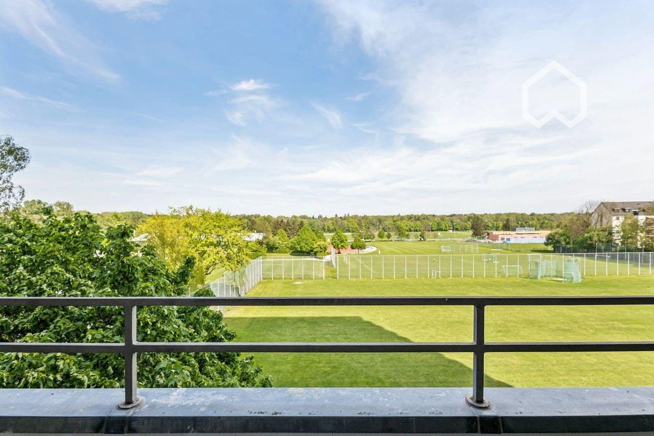 Prenájom bytu 1-izbový 80 m², Haunstetter Str 95, Augsburg, Bavorsko Prenájom bytu 1-izbový 80 m², Haunstetter Str 95, Augsburg, Bavorsko