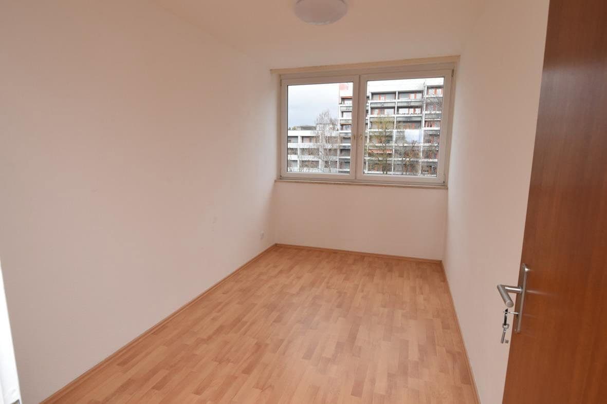 Prenájom bytu 3-izbový 71 m², Unterhaching München, Bavorsko Prenájom bytu 3-izbový 71 m², Unterhaching München, Bavorsko