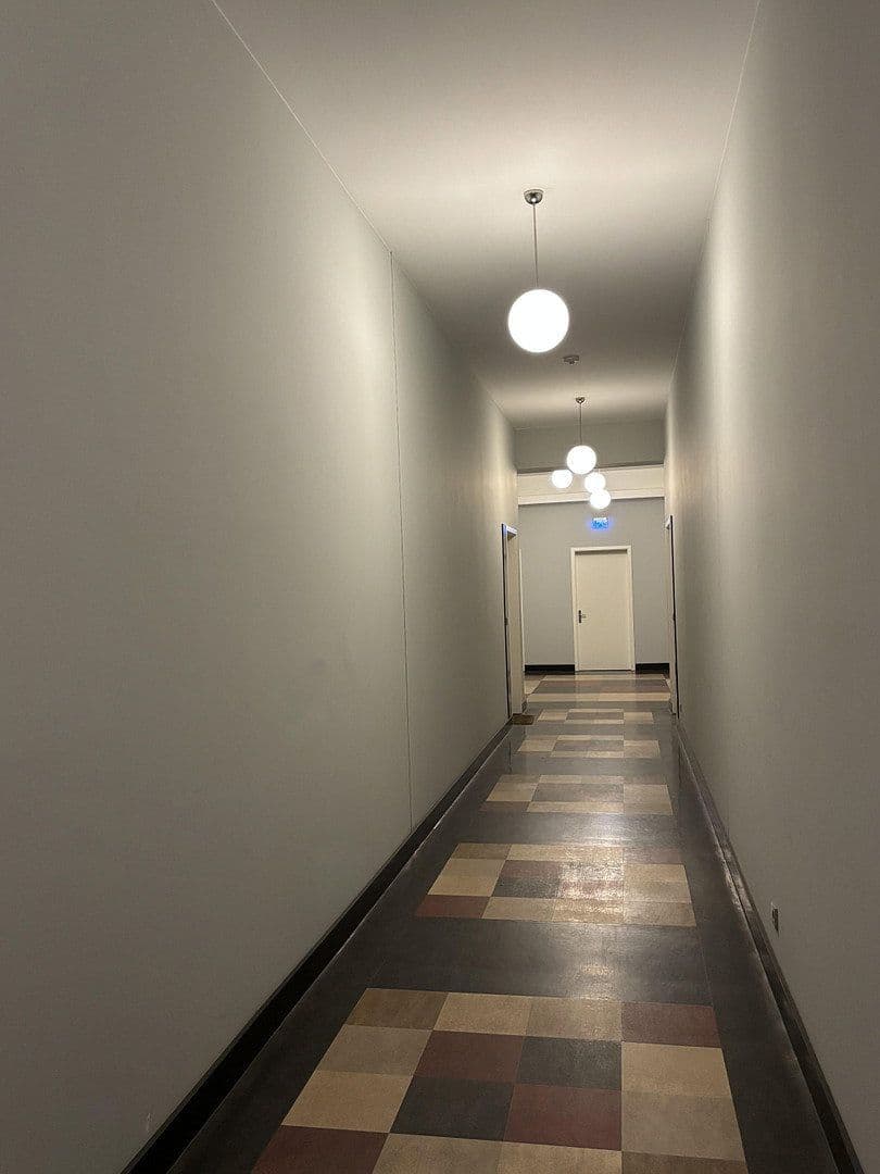 Predaj bytu 3-izbový 107 m², Berlin, Berlín Predaj bytu 3-izbový 107 m², Berlin, Berlín