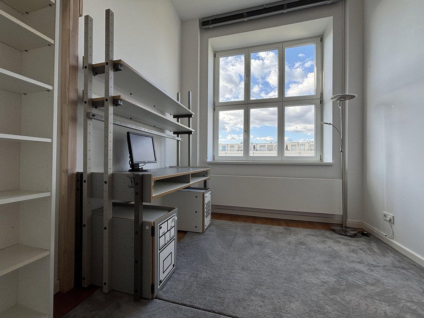 Predaj bytu 3-izbový 107 m², Berlin, Berlín Predaj bytu 3-izbový 107 m², Berlin, Berlín