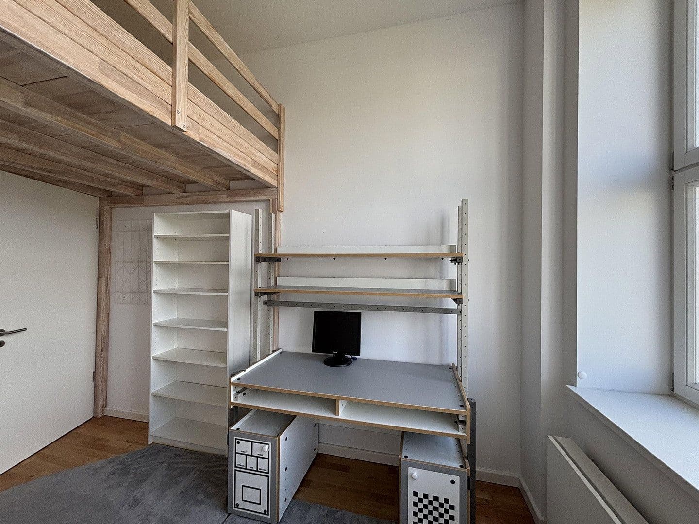 Predaj bytu 3-izbový 107 m², Berlin, Berlín Predaj bytu 3-izbový 107 m², Berlin, Berlín