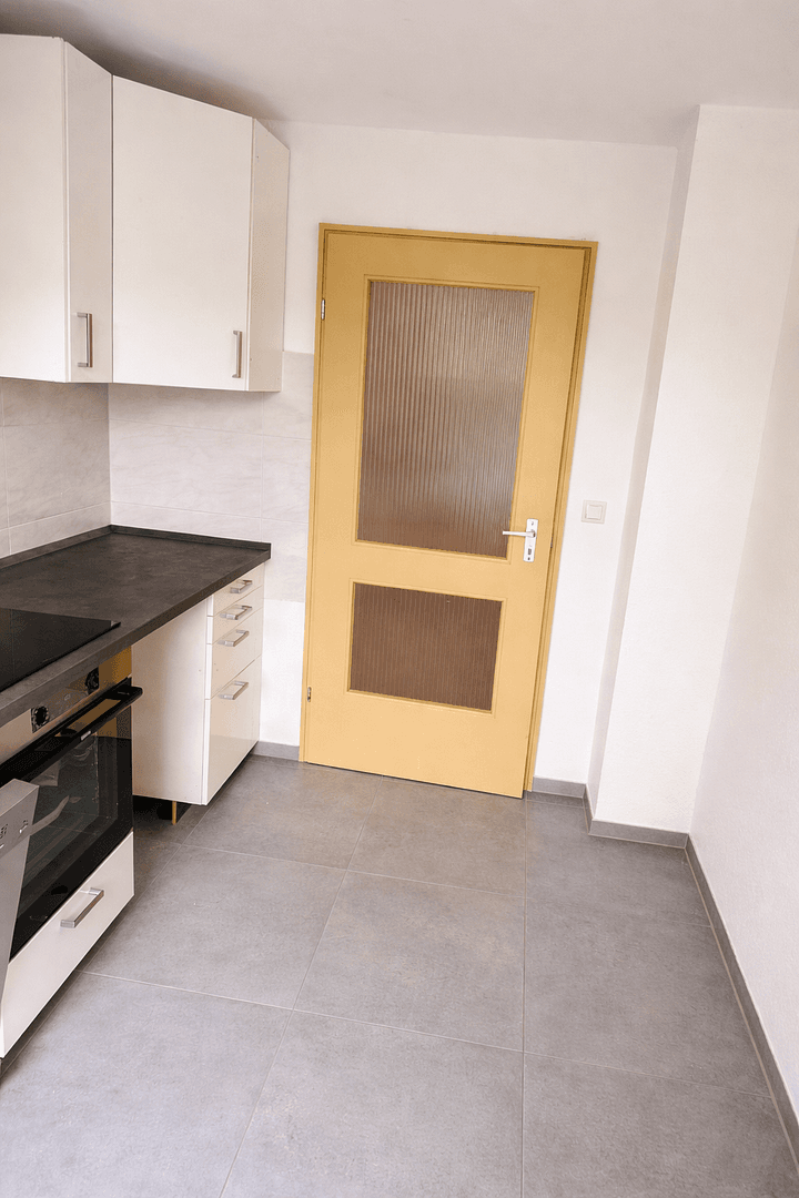 Prenájom bytu 12 m², Am Schwarzenberg 4, Würzburg, Bavorsko Prenájom bytu 12 m², Am Schwarzenberg 4, Würzburg, Bavorsko