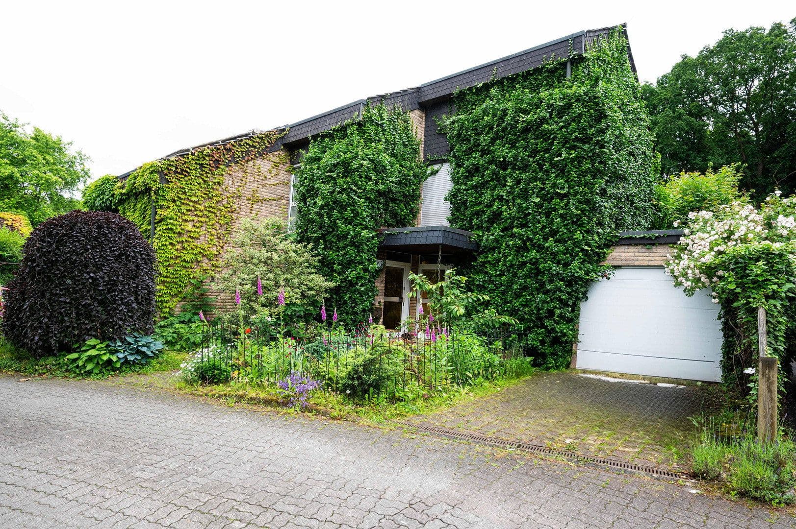 Predaj domu 210 m², pozemek 907 m², Werne, Severné Porýnie - Westfálsko Predaj domu 210 m², pozemek 907 m², Werne, Severné Porýnie - Westfálsko