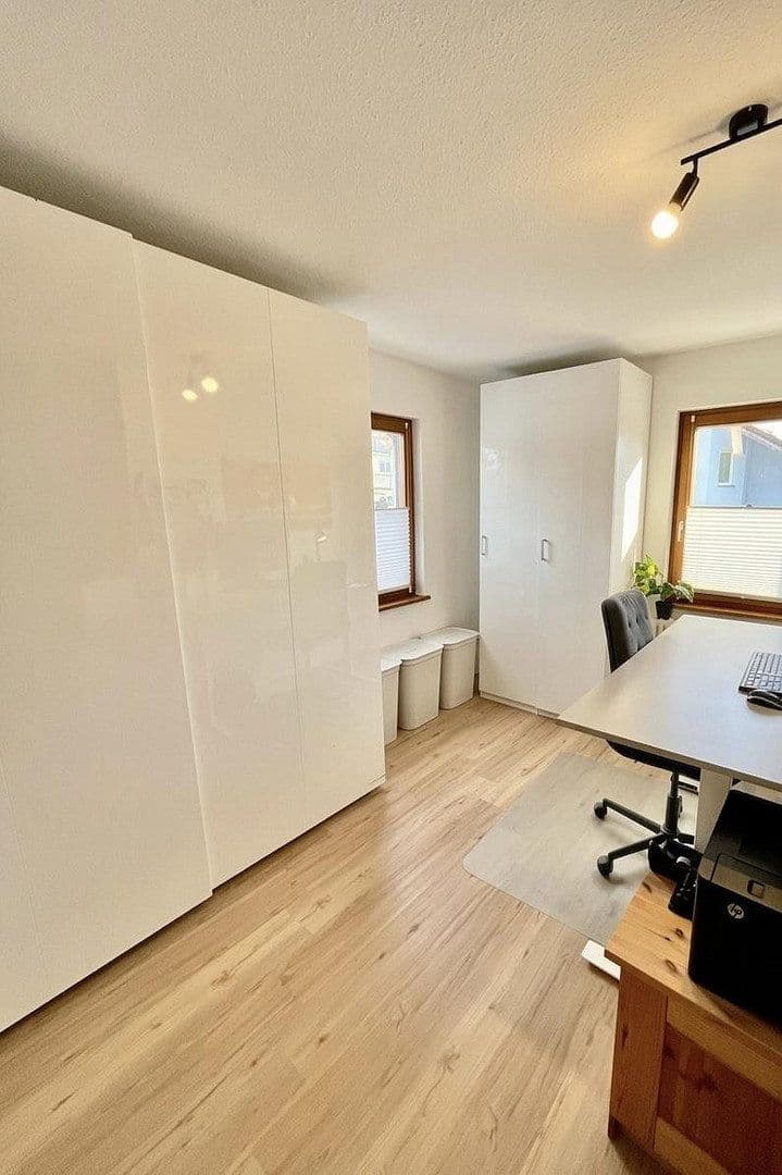 Predaj domu 147 m², pozemek 282 m², Angelbachtal, Bádensko-Wurttembersko Predaj domu 147 m², pozemek 282 m², Angelbachtal, Bádensko-Wurttembersko