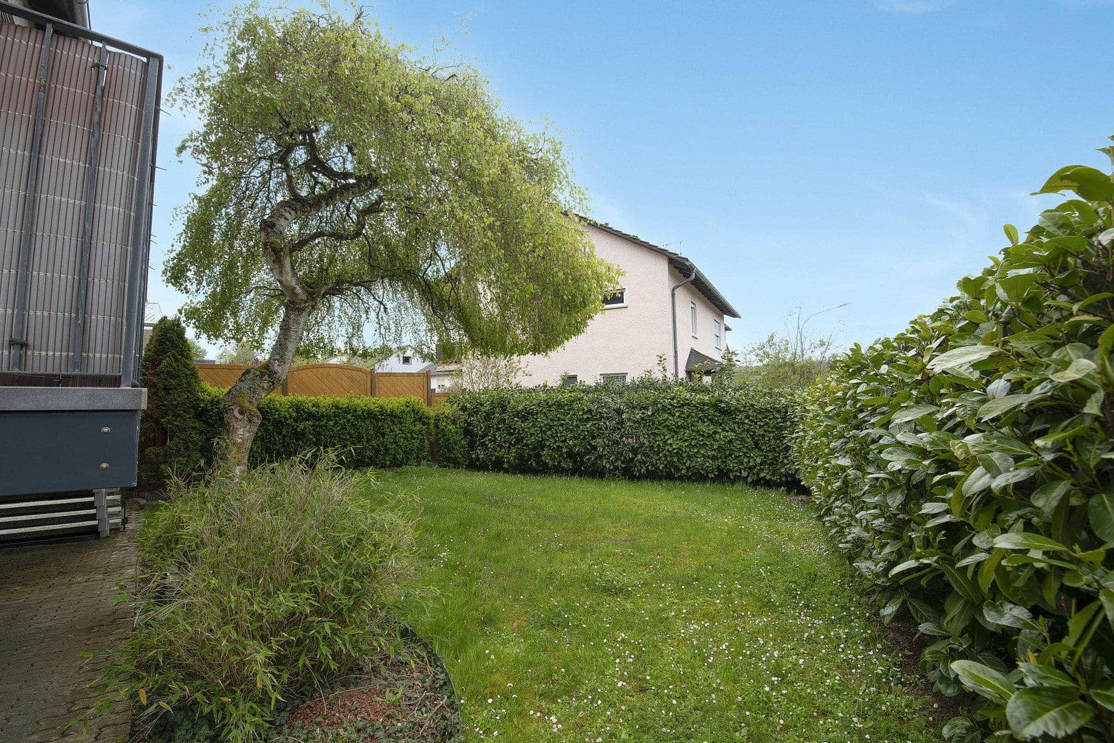 Predaj domu 234 m², pozemek 384 m², Kleinrinderfeld, Bavorsko Predaj domu 234 m², pozemek 384 m², Kleinrinderfeld, Bavorsko