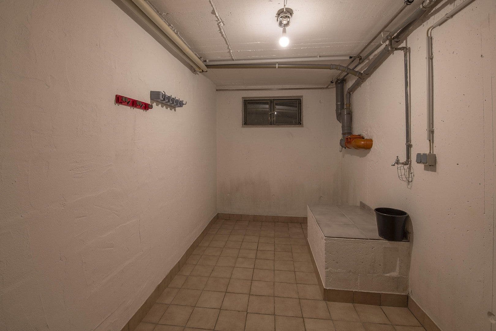 Predaj domu 234 m², pozemek 384 m², Kleinrinderfeld, Bavorsko Predaj domu 234 m², pozemek 384 m², Kleinrinderfeld, Bavorsko