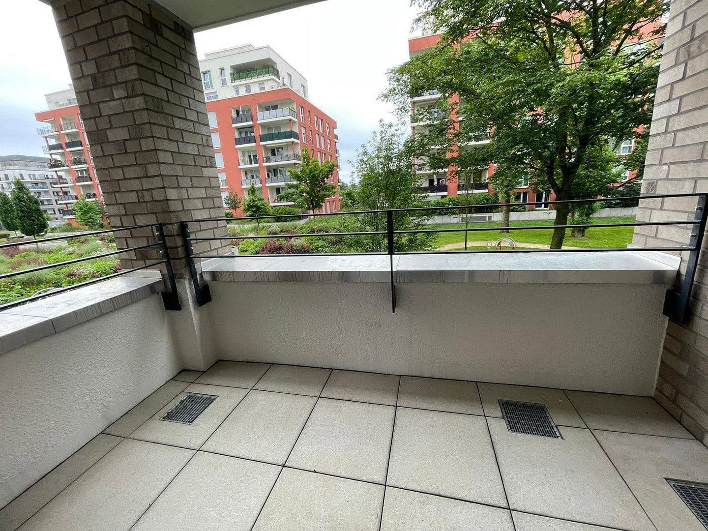 Prenájom bytu 1-izbový 39 m², Frankfurt, Hesensko Prenájom bytu 1-izbový 39 m², Frankfurt, Hesensko