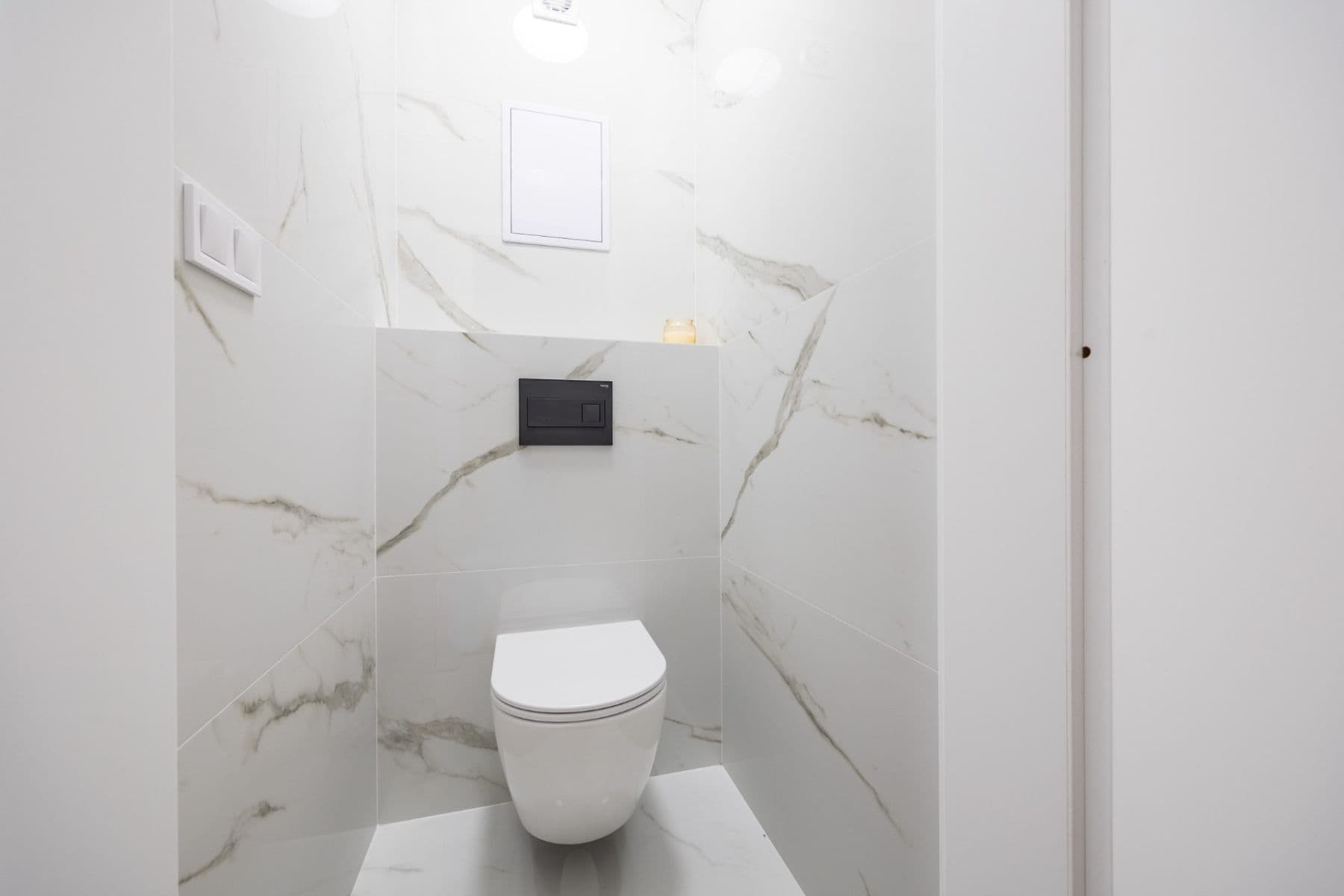 Predaj bytu 3-izbový 90 m², Sicherova, Praha, Praha Predaj bytu 3-izbový 90 m², Sicherova, Praha, Praha