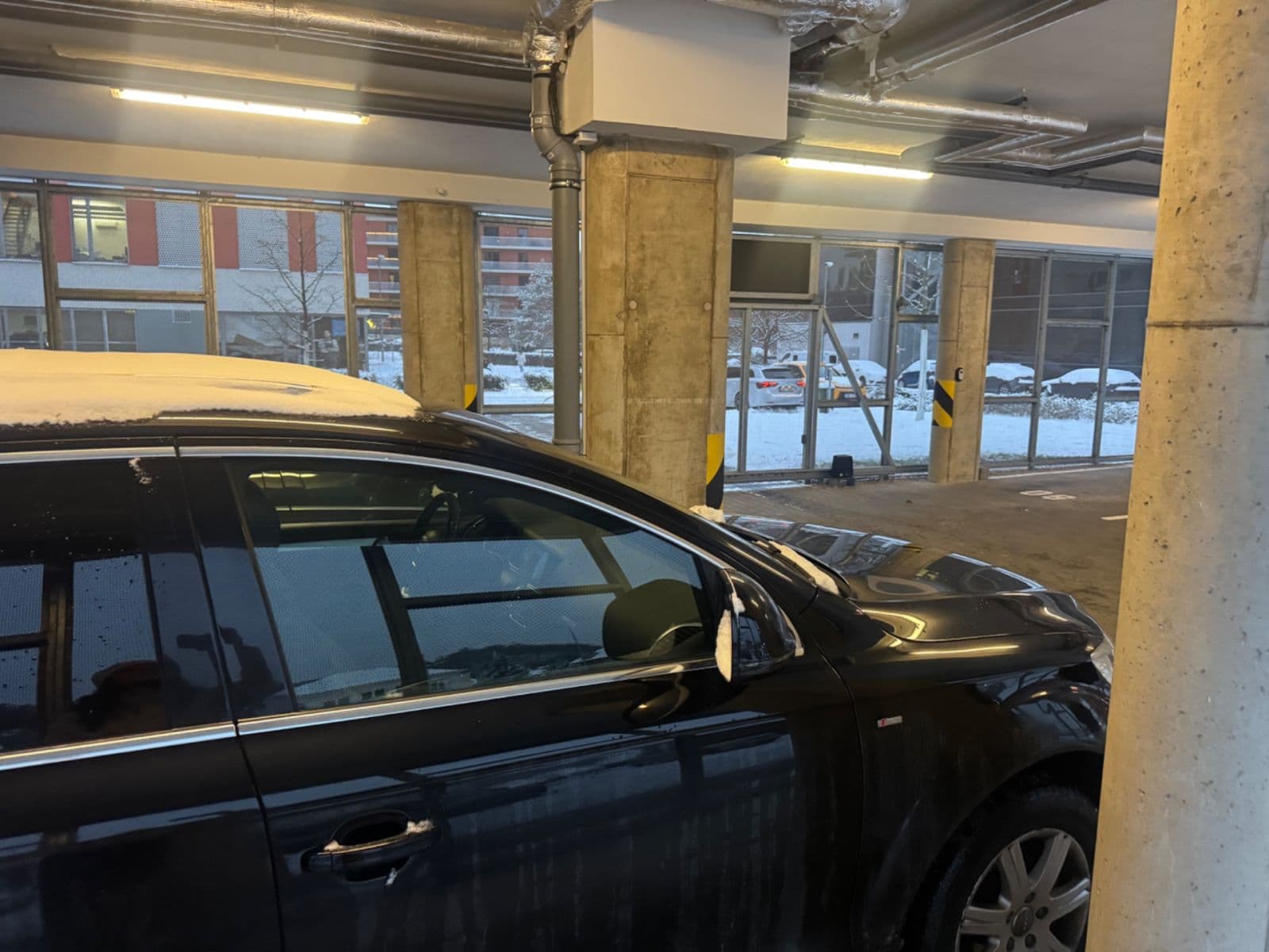 Prenájom garáže 12 m², Mezi Vodami, Praha, Praha Prenájom garáže 12 m², Mezi Vodami, Praha, Praha