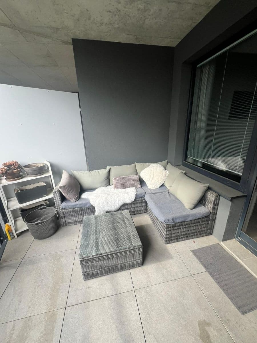 Prenájom bytu 1-izbový 49 m², Zvěřinova, Praha, Praha Prenájom bytu 1-izbový 49 m², Zvěřinova, Praha, Praha