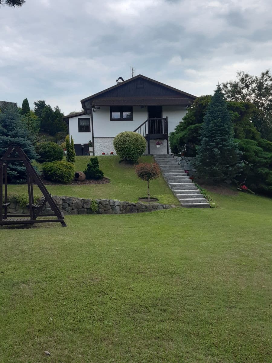 Predaj rekreačného objektu 55 m², pozemek 1.167 m², Kamenný Přívoz, Středočeský kraj Predaj rekreačného objektu 55 m², pozemek 1.167 m², Kamenný Přívoz, Středočeský kraj