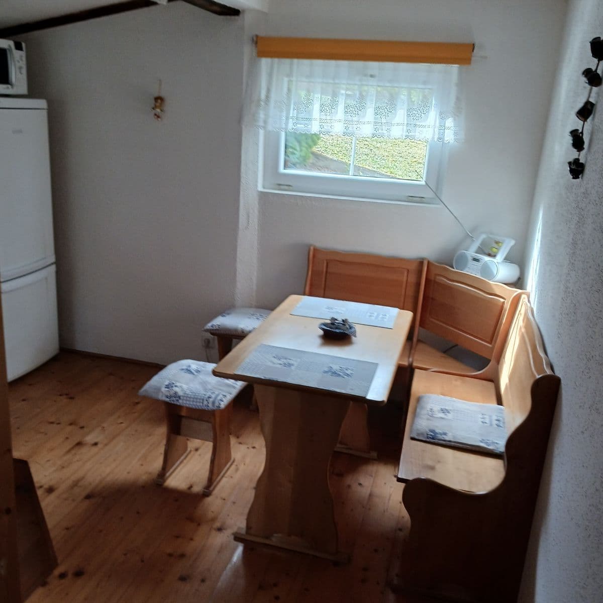 Predaj rekreačného objektu 55 m², pozemek 1.167 m², Kamenný Přívoz, Středočeský kraj Predaj rekreačného objektu 55 m², pozemek 1.167 m², Kamenný Přívoz, Středočeský kraj