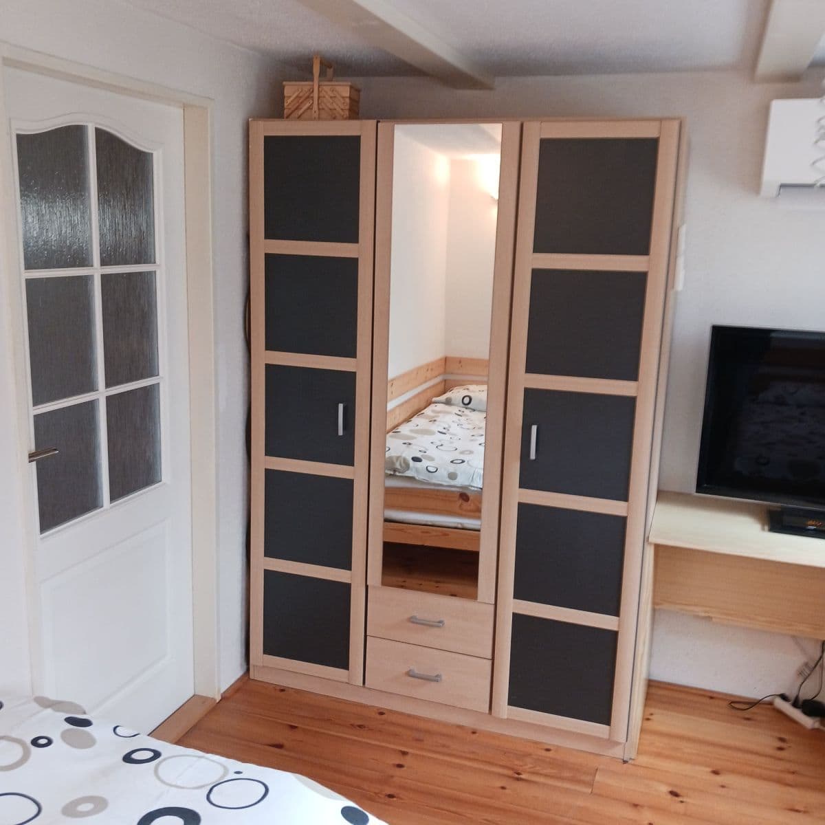 Predaj rekreačného objektu 55 m², pozemek 1.167 m², Kamenný Přívoz, Středočeský kraj Predaj rekreačného objektu 55 m², pozemek 1.167 m², Kamenný Přívoz, Středočeský kraj