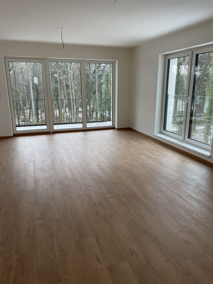 Predaj bytu 3-izbový 83 m², Na Pile, Zásmuky, Středočeský kraj Predaj bytu 3-izbový 83 m², Na Pile, Zásmuky, Středočeský kraj