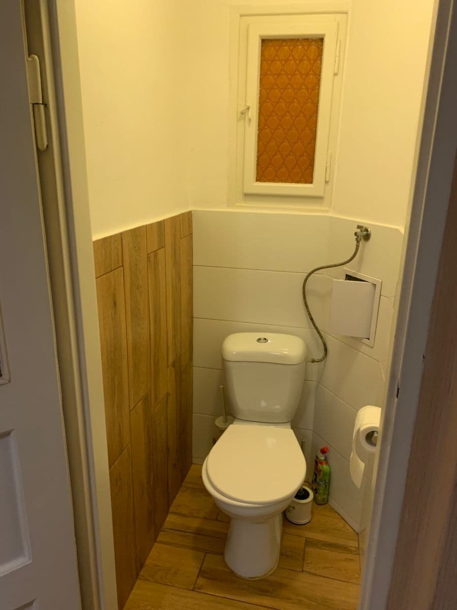 Prenájom bytu 1-izbový 50 m², Rooseveltova, Praha, Praha Prenájom bytu 1-izbový 50 m², Rooseveltova, Praha, Praha