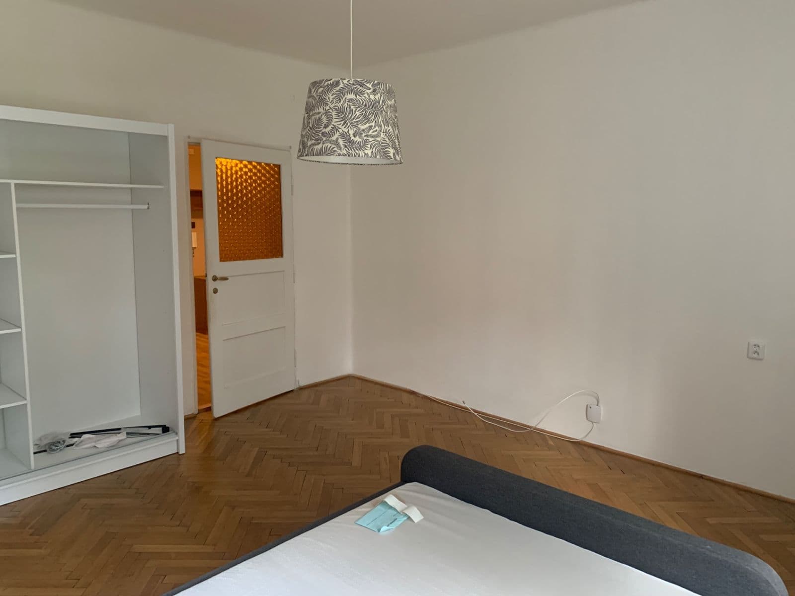Prenájom bytu 1-izbový 50 m², Rooseveltova, Praha, Praha Prenájom bytu 1-izbový 50 m², Rooseveltova, Praha, Praha