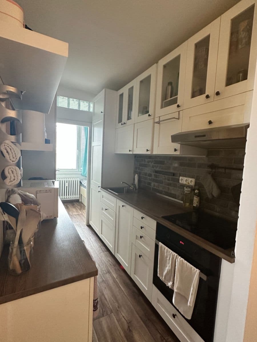 Predaj bytu 4-izbový 66 m², Pekárenská, České Budějovice, Jihočeský kraj Predaj bytu 4-izbový 66 m², Pekárenská, České Budějovice, Jihočeský kraj