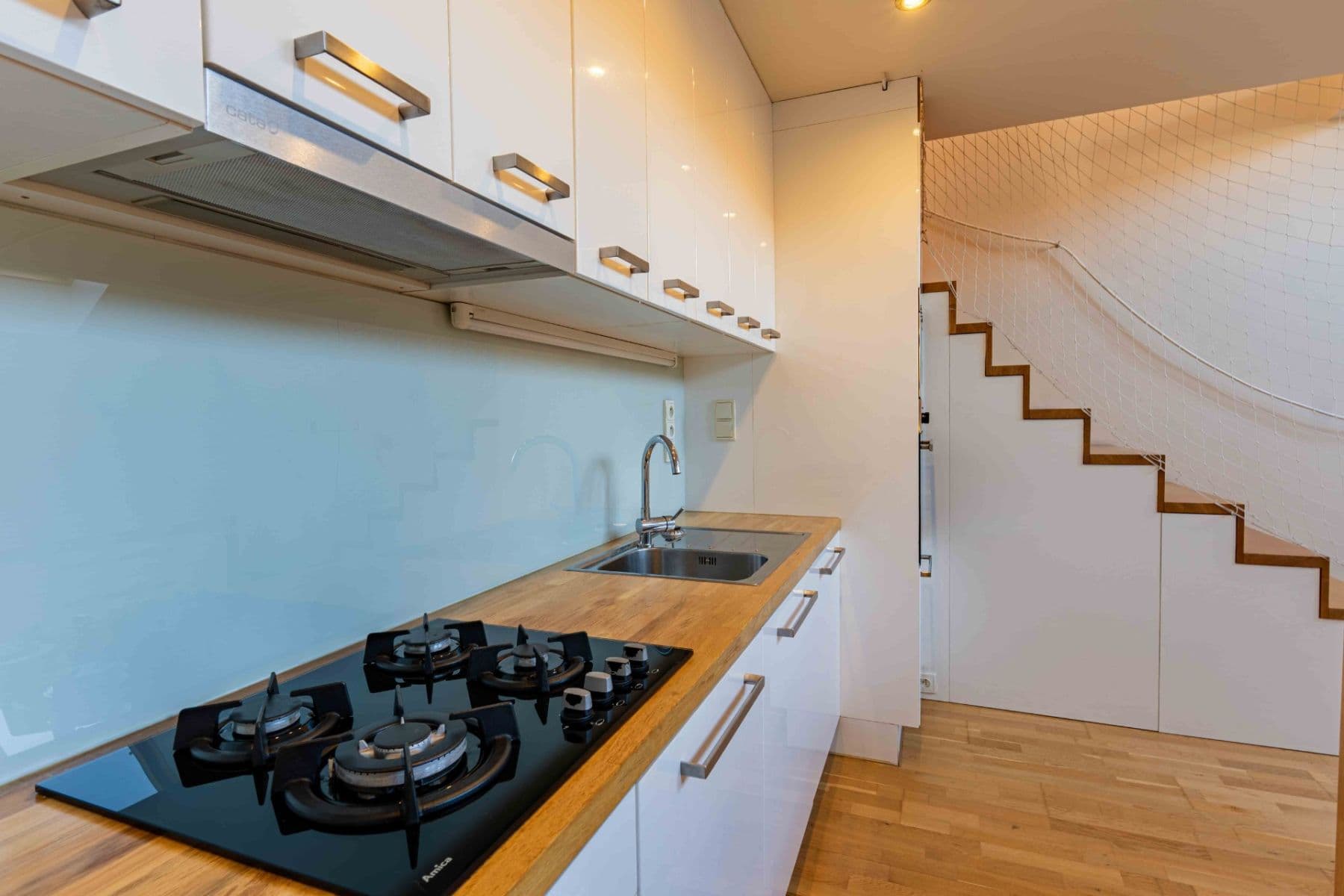 Prenájom bytu 3-izbový 85 m², Čechova, Praha, Praha Prenájom bytu 3-izbový 85 m², Čechova, Praha, Praha