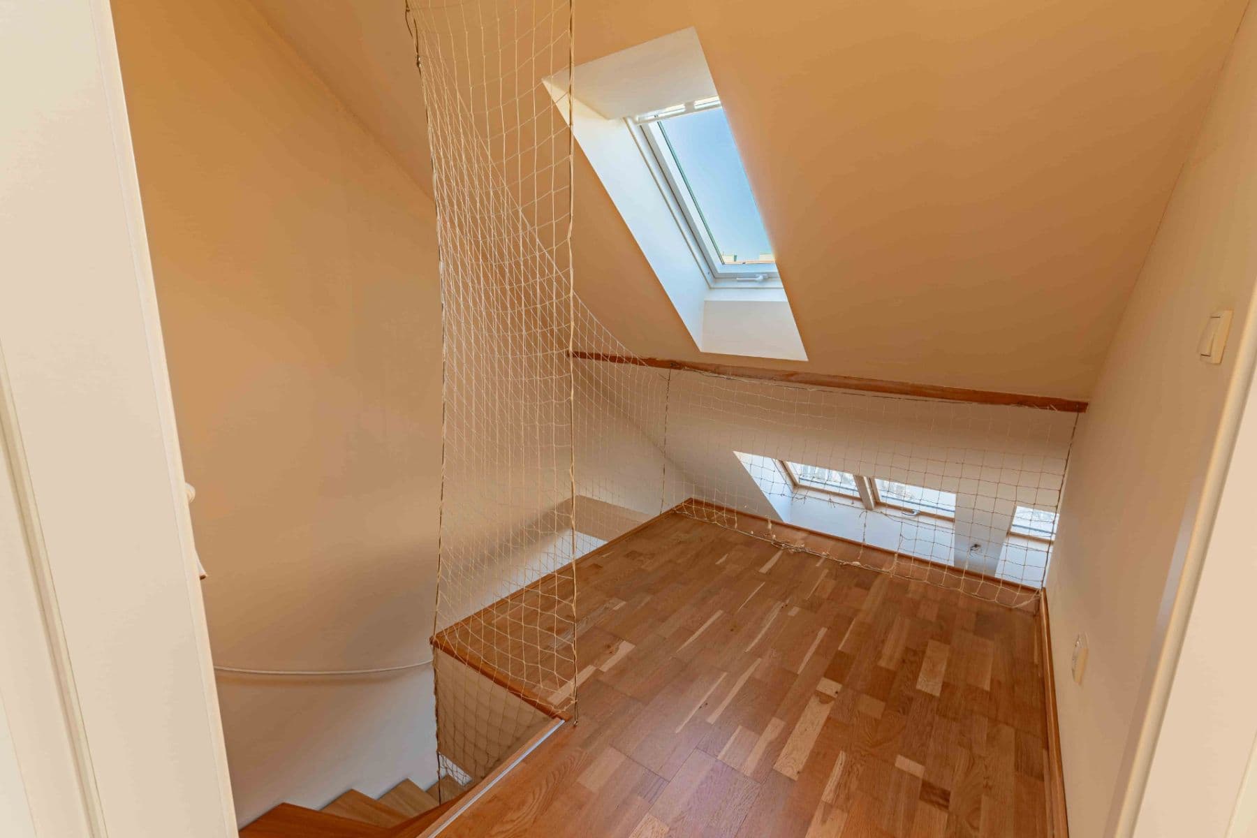 Prenájom bytu 3-izbový 85 m², Čechova, Praha, Praha Prenájom bytu 3-izbový 85 m², Čechova, Praha, Praha