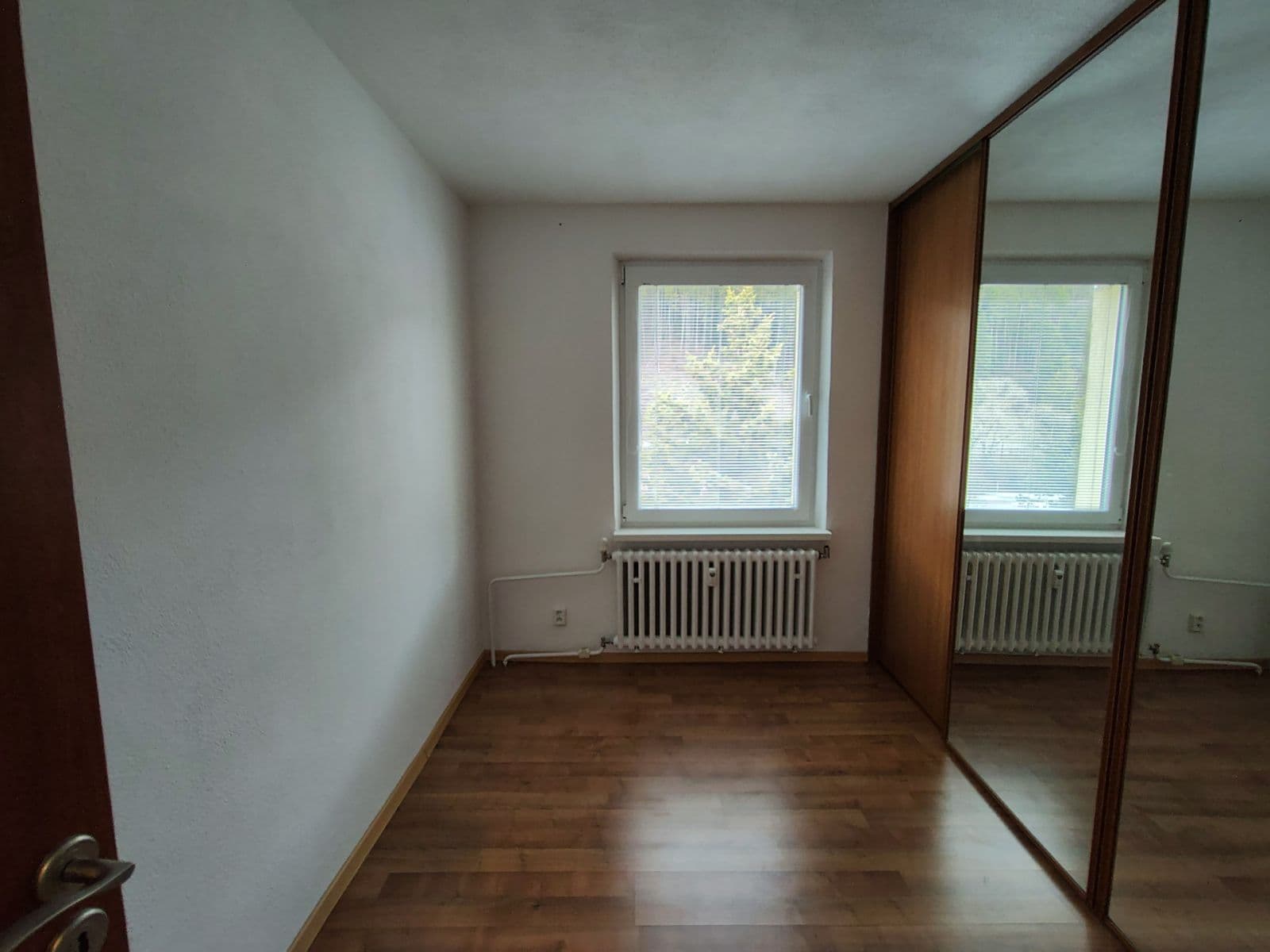 Prenájom bytu 3-izbový 62 m², Vyšné fabriky, Liptovský Hrádok, Žilinský kraj Prenájom bytu 3-izbový 62 m², Vyšné fabriky, Liptovský Hrádok, Žilinský kraj