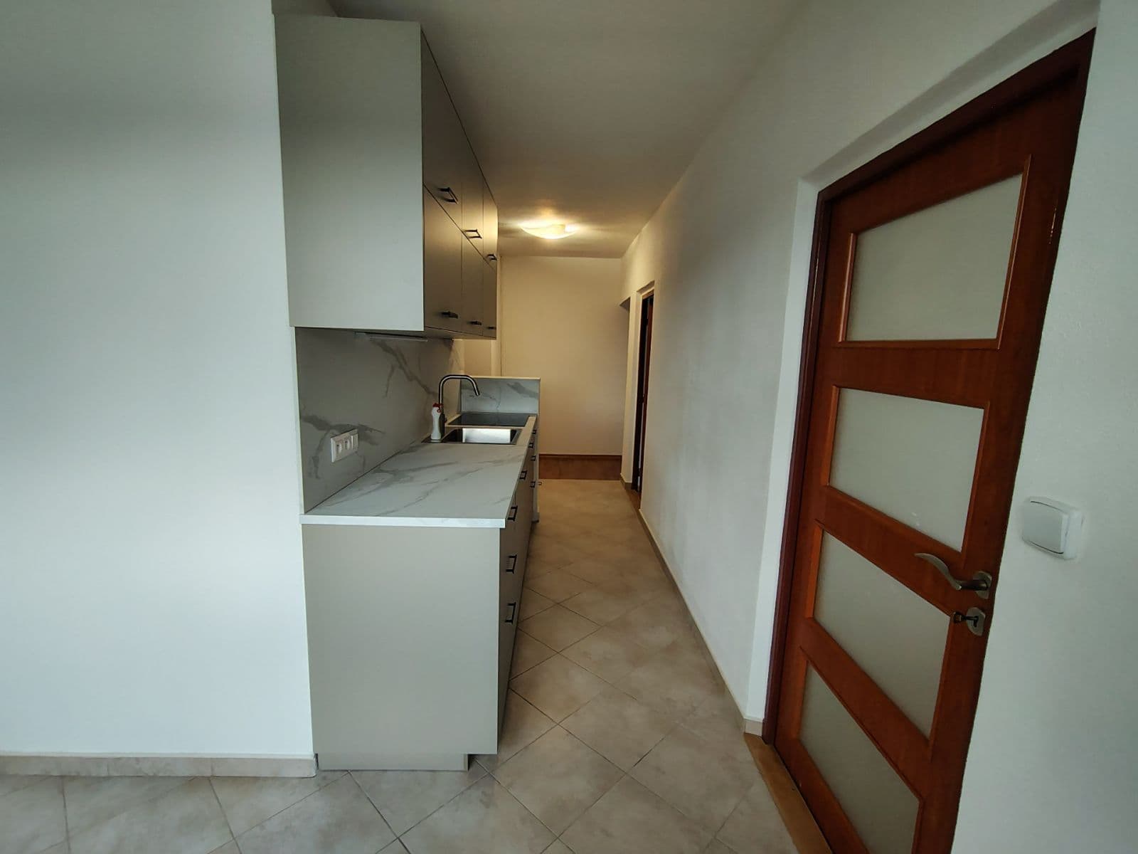 Prenájom bytu 3-izbový 62 m², Vyšné fabriky, Liptovský Hrádok, Žilinský kraj Prenájom bytu 3-izbový 62 m², Vyšné fabriky, Liptovský Hrádok, Žilinský kraj