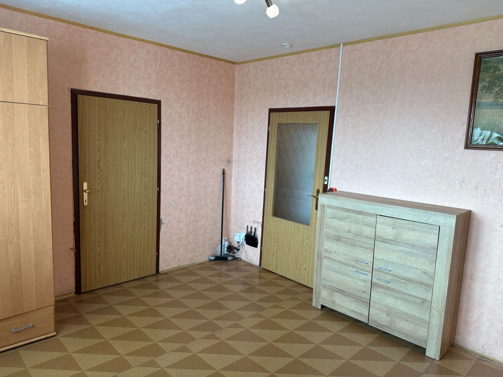 Prenájom bytu 2-izbový 43 m², Rožňavská, Olomouc, Olomoucký kraj Prenájom bytu 2-izbový 43 m², Rožňavská, Olomouc, Olomoucký kraj