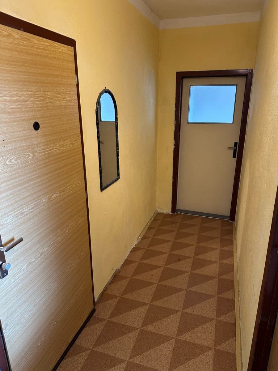 Prenájom bytu 2-izbový 43 m², Rožňavská, Olomouc, Olomoucký kraj Prenájom bytu 2-izbový 43 m², Rožňavská, Olomouc, Olomoucký kraj