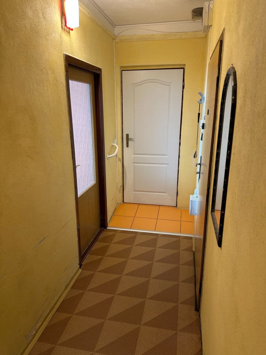 Prenájom bytu 2-izbový 43 m², Rožňavská, Olomouc, Olomoucký kraj Prenájom bytu 2-izbový 43 m², Rožňavská, Olomouc, Olomoucký kraj