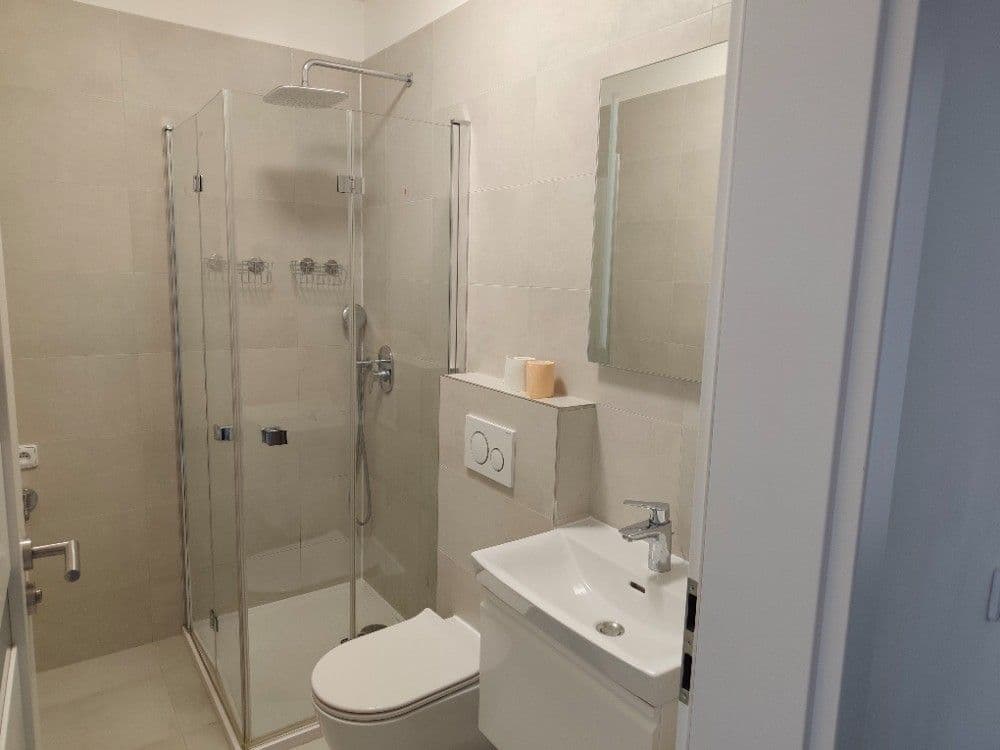 Prenájom bytu 1-izbový 31 m², Českobrodská, Praha, Praha Prenájom bytu 1-izbový 31 m², Českobrodská, Praha, Praha