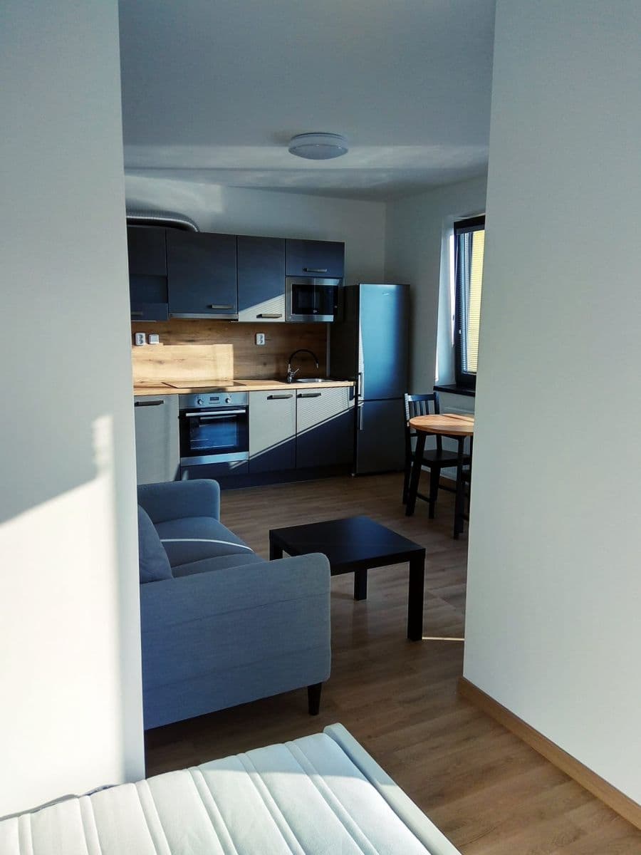 Prenájom bytu 1-izbový 31 m², Českobrodská, Praha, Praha Prenájom bytu 1-izbový 31 m², Českobrodská, Praha, Praha