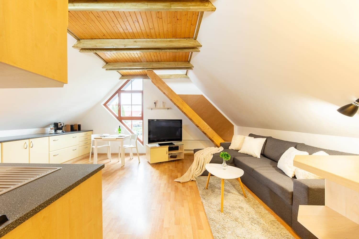 Prenájom bytu 1-izbový 36 m², Červený kopec, Brno, Jihomoravský kraj Prenájom bytu 1-izbový 36 m², Červený kopec, Brno, Jihomoravský kraj