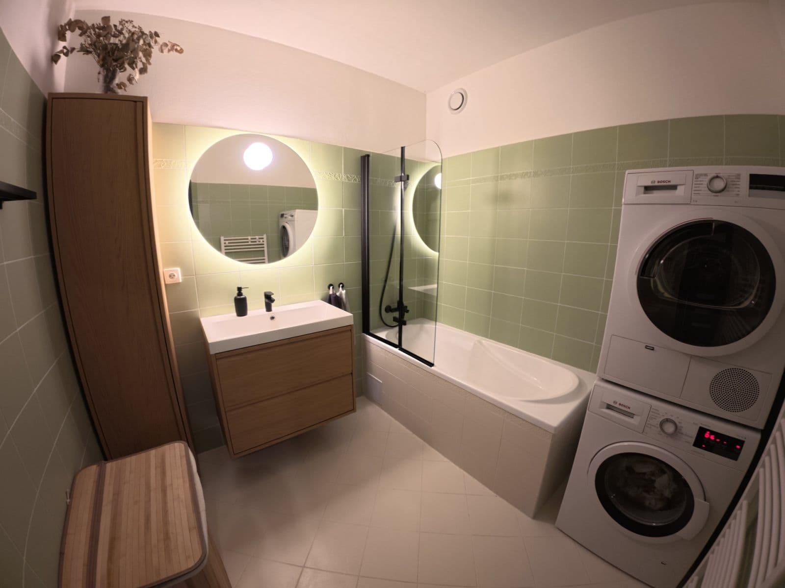 Predaj bytu 3-izbový 66 m², Oranžová, Chrášťany, Středočeský kraj Predaj bytu 3-izbový 66 m², Oranžová, Chrášťany, Středočeský kraj