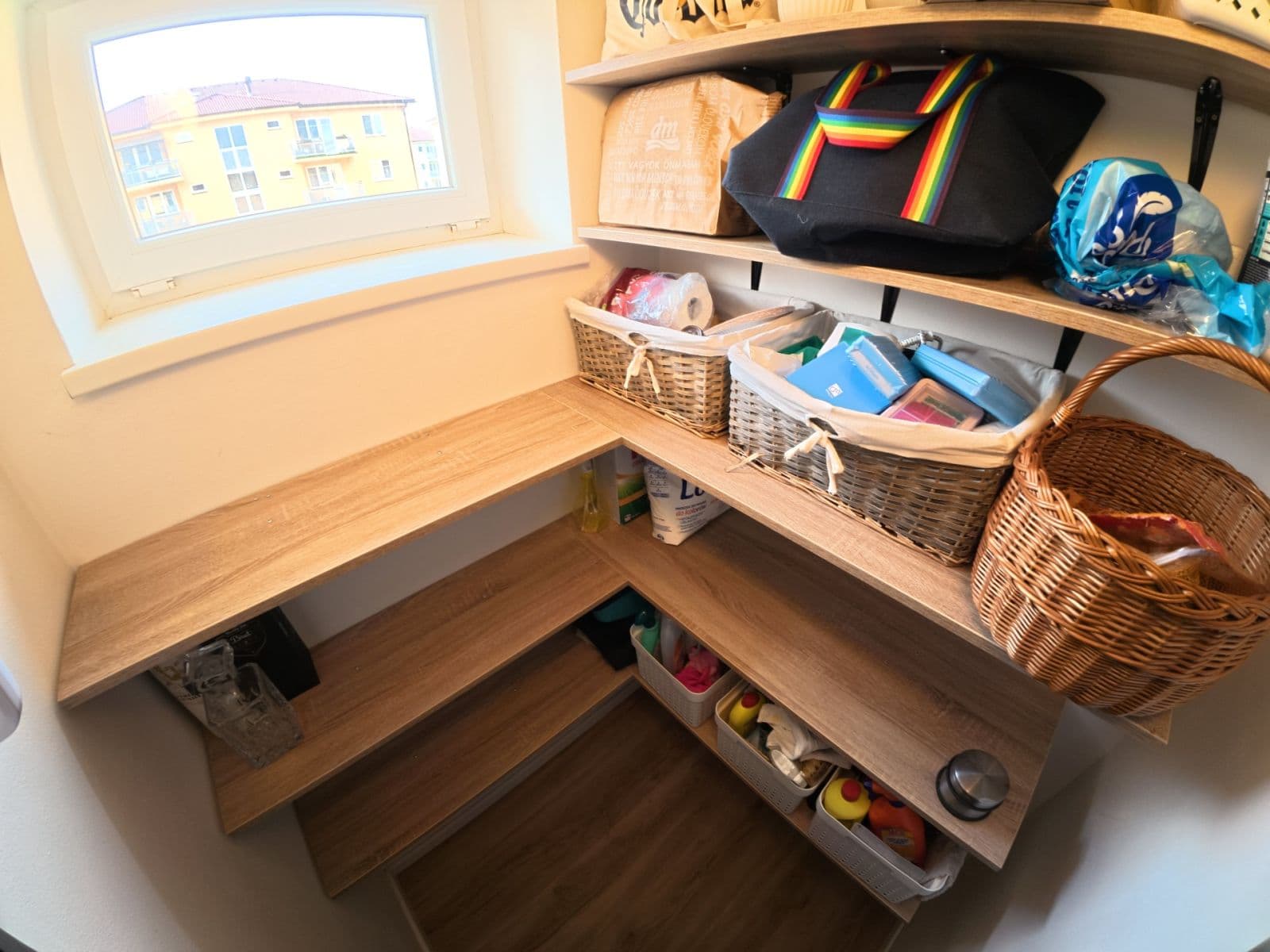 Predaj bytu 3-izbový 66 m², Oranžová, Chrášťany, Středočeský kraj Predaj bytu 3-izbový 66 m², Oranžová, Chrášťany, Středočeský kraj