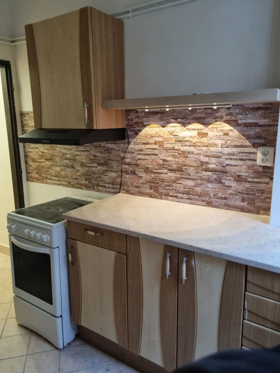 Prenájom bytu 2-izbový 90 m², V Chaloupkách, Neumětely, Středočeský kraj Prenájom bytu 2-izbový 90 m², V Chaloupkách, Neumětely, Středočeský kraj