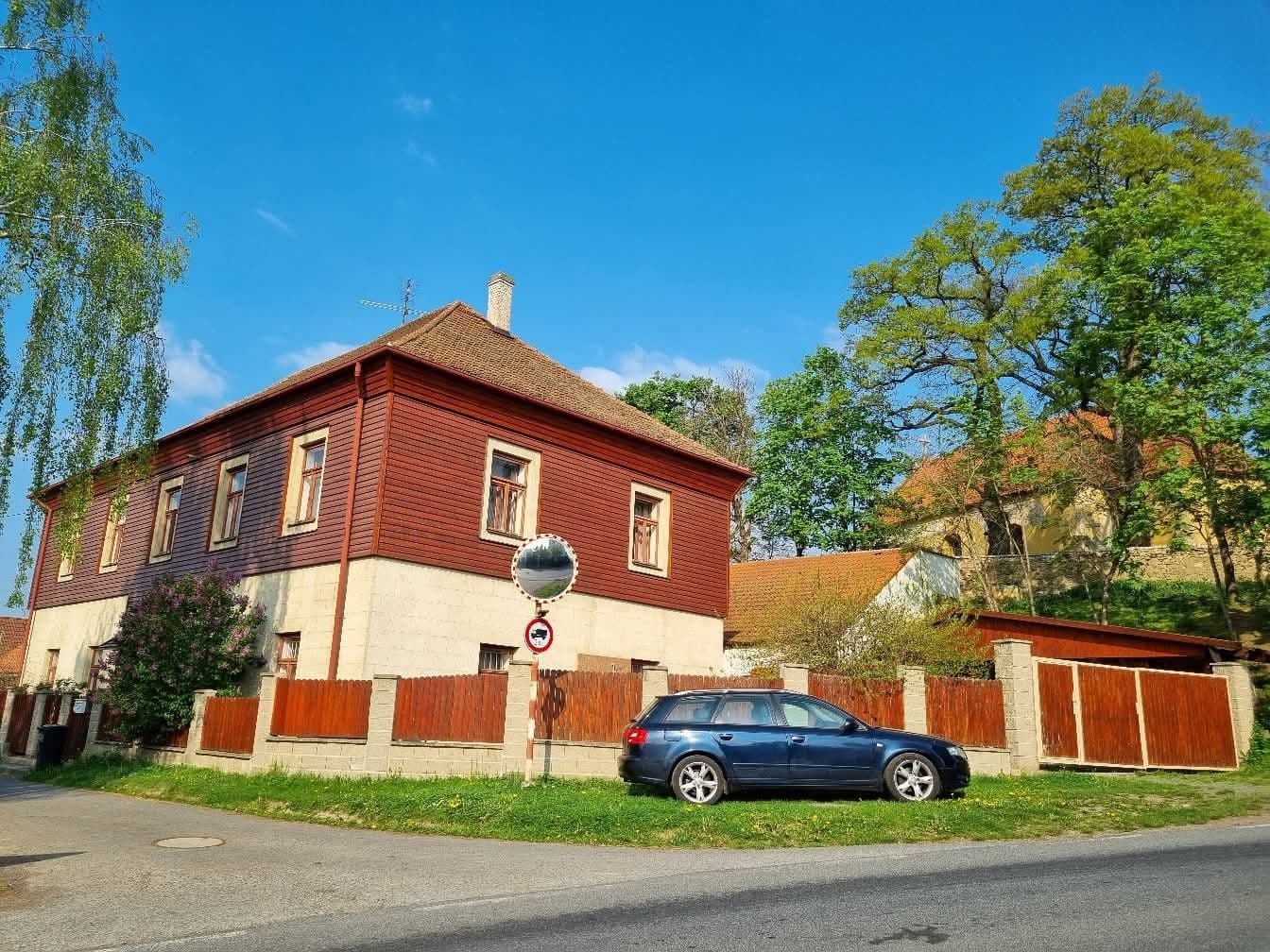 Prenájom bytu 2-izbový 90 m², V Chaloupkách, Neumětely, Středočeský kraj Prenájom bytu 2-izbový 90 m², V Chaloupkách, Neumětely, Středočeský kraj