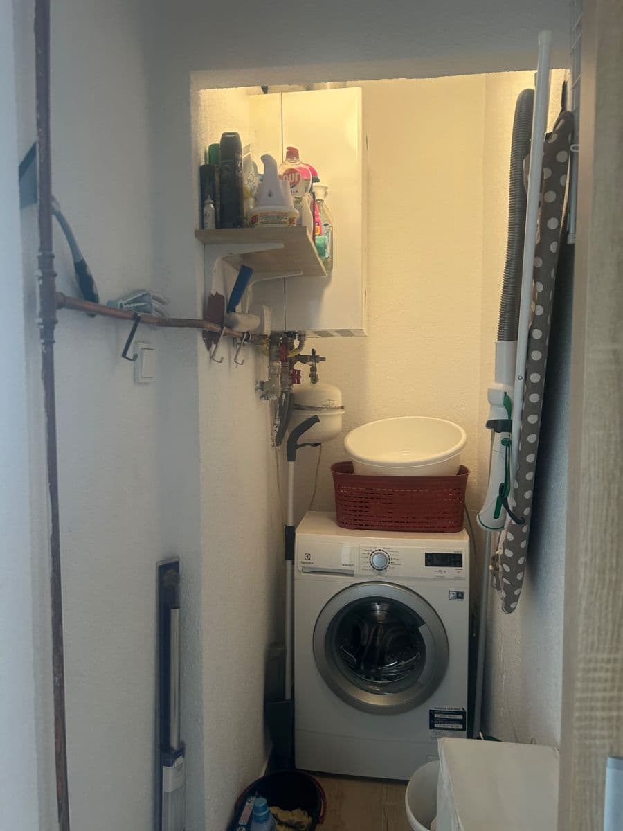 Prenájom bytu 1-izbový 36 m², Štúrova, Detva, Banskobystrický kraj Prenájom bytu 1-izbový 36 m², Štúrova, Detva, Banskobystrický kraj