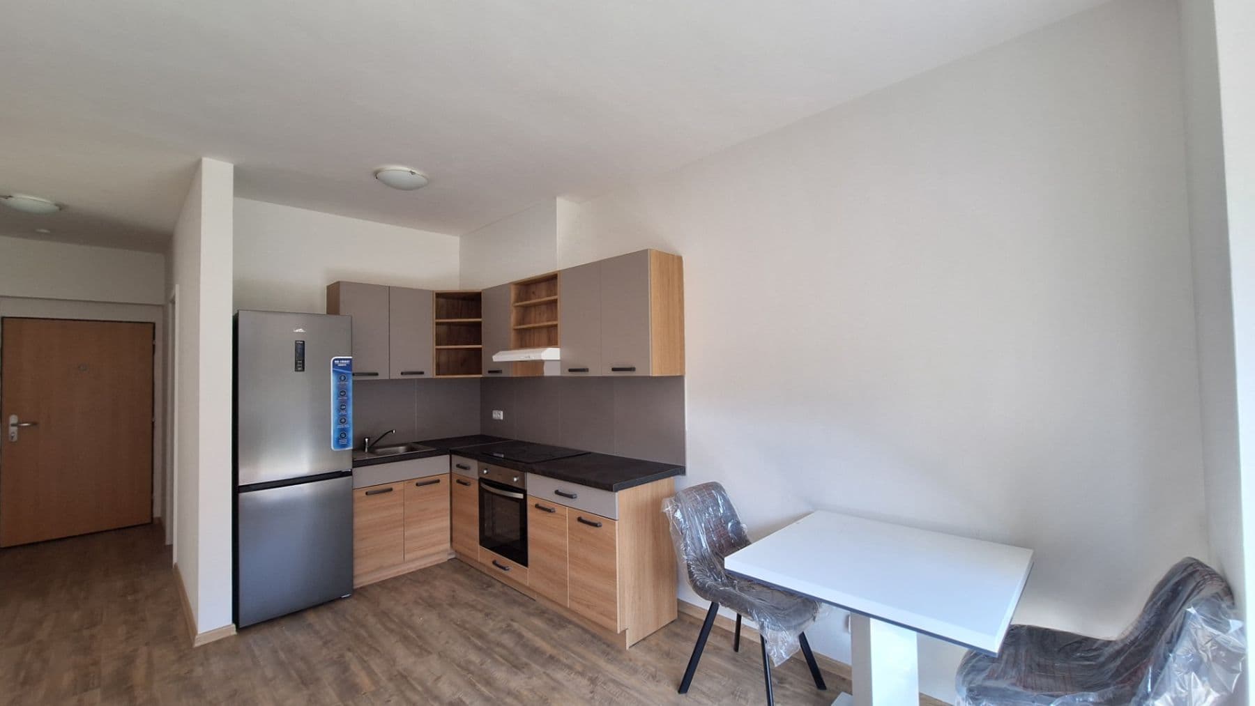 Prenájom bytu 2-izbový 42 m², Na Horkách, Kralupy nad Vltavou, Středočeský kraj Prenájom bytu 2-izbový 42 m², Na Horkách, Kralupy nad Vltavou, Středočeský kraj