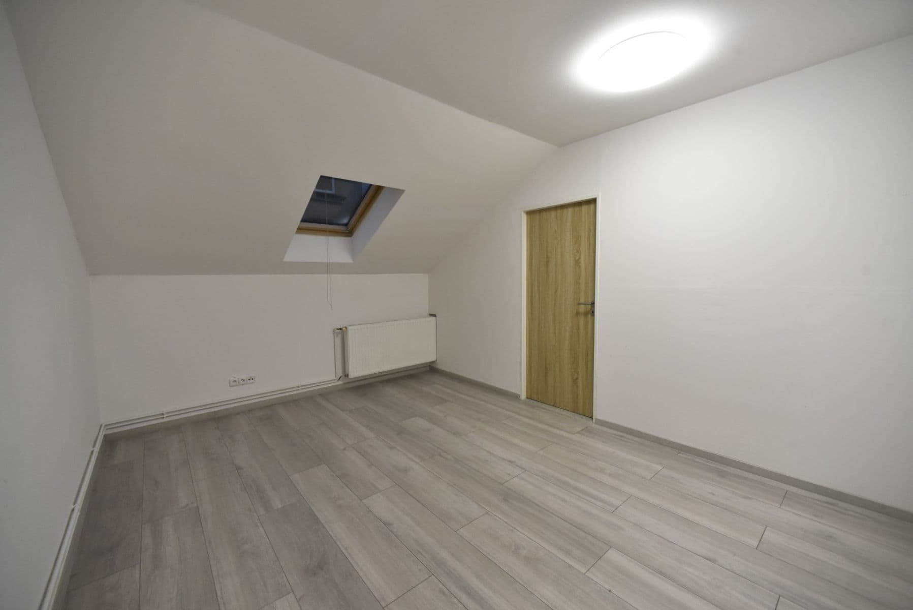 Prenájom bytu 3-izbový 72 m², Riegrova, Frýdek-Místek, Moravskoslezský kraj Prenájom bytu 3-izbový 72 m², Riegrova, Frýdek-Místek, Moravskoslezský kraj