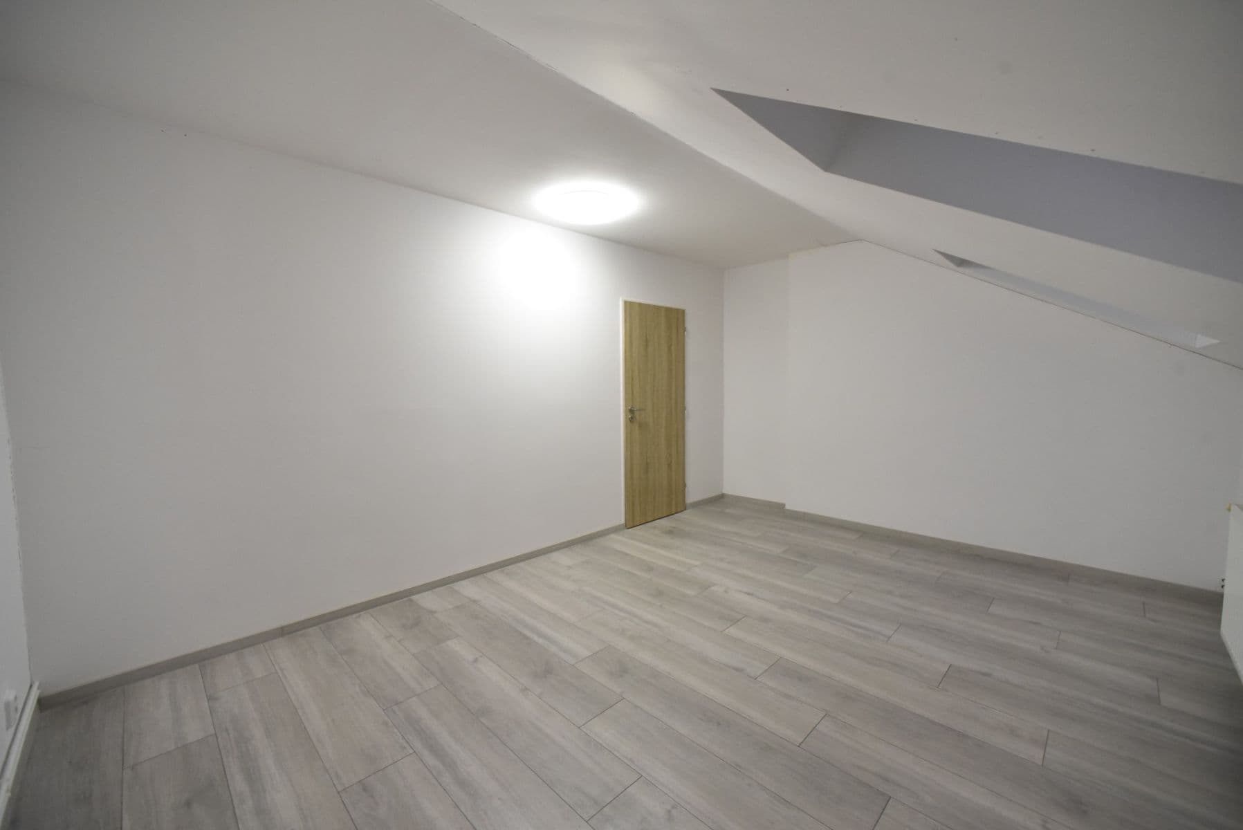 Prenájom bytu 3-izbový 72 m², Riegrova, Frýdek-Místek, Moravskoslezský kraj Prenájom bytu 3-izbový 72 m², Riegrova, Frýdek-Místek, Moravskoslezský kraj