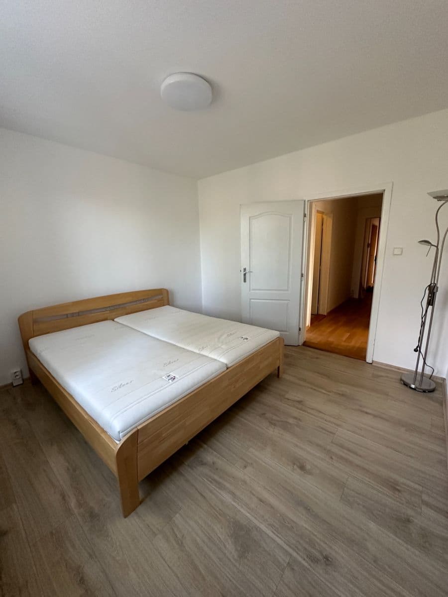 Prenájom bytu 3-izbový 72 m², Valouškova, Brno, Jihomoravský kraj Prenájom bytu 3-izbový 72 m², Valouškova, Brno, Jihomoravský kraj