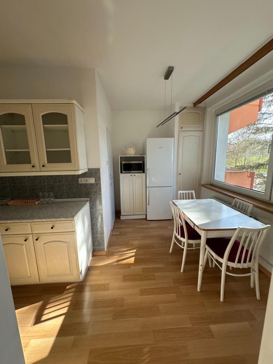 Prenájom bytu 3-izbový 72 m², Valouškova, Brno, Jihomoravský kraj Prenájom bytu 3-izbový 72 m², Valouškova, Brno, Jihomoravský kraj