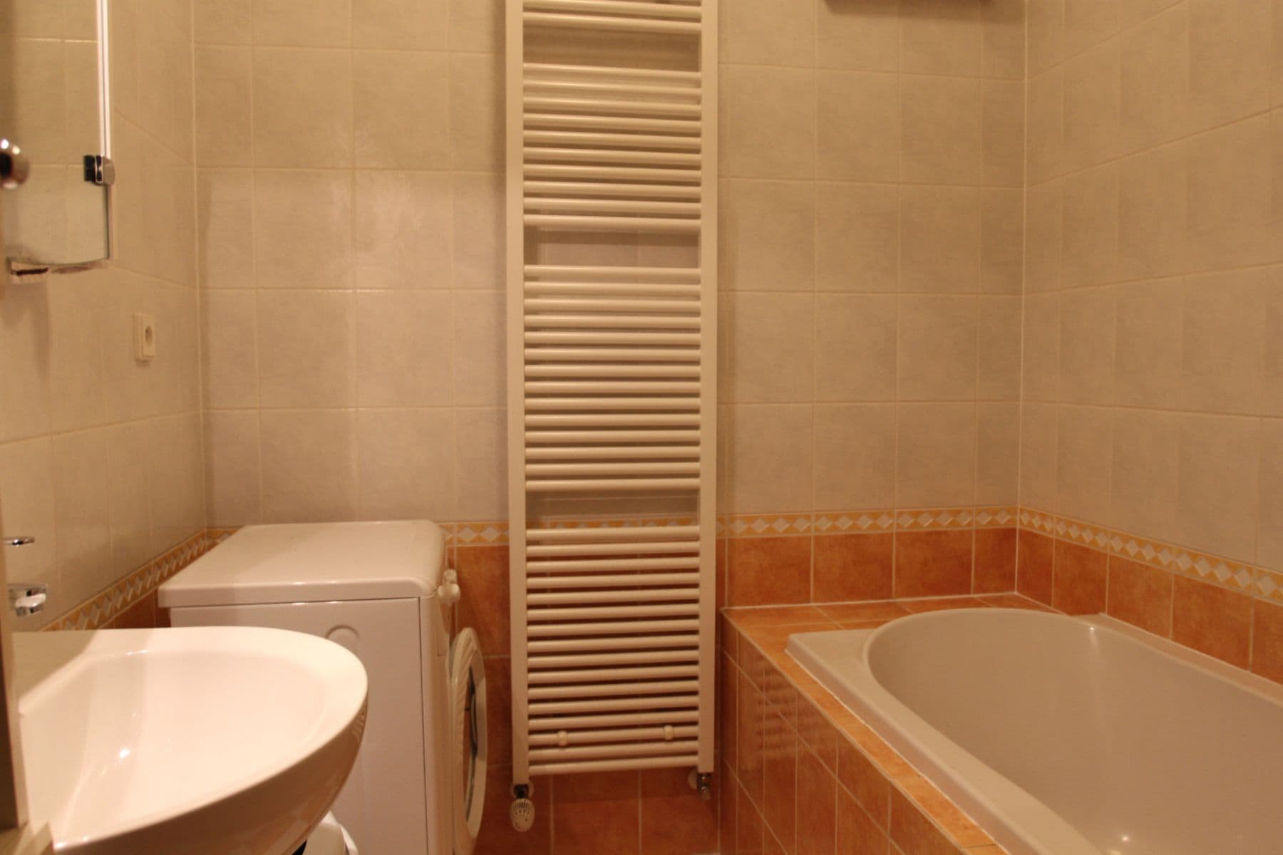 Prenájom bytu 3-izbový 74 m², Remízková, Praha, Praha Prenájom bytu 3-izbový 74 m², Remízková, Praha, Praha