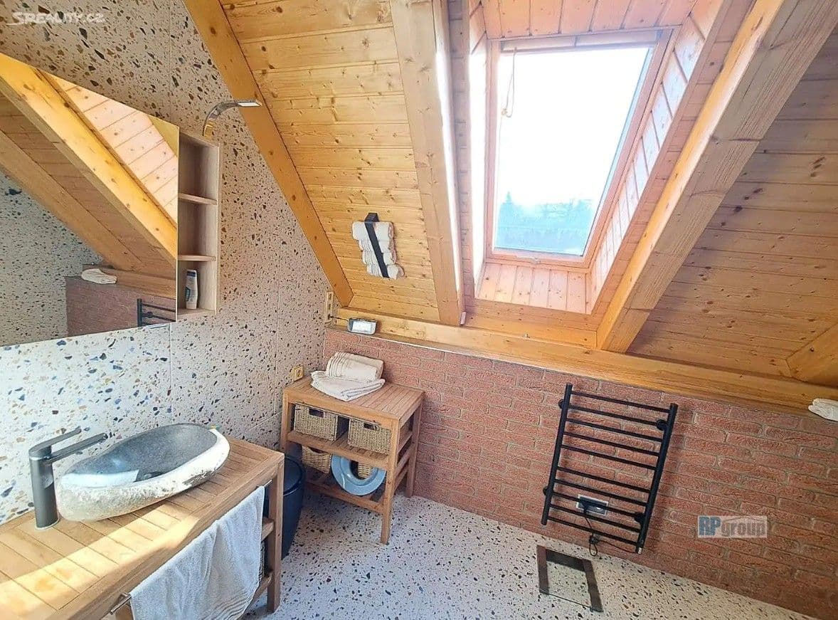 Predaj domu 242 m², pozemek 1.994 m², Za Dálnicí, Praha, Praha Predaj domu 242 m², pozemek 1.994 m², Za Dálnicí, Praha, Praha