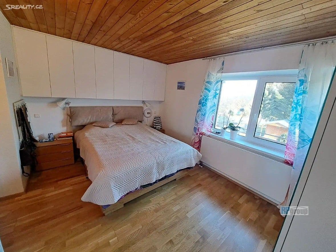 Predaj domu 242 m², pozemek 1.994 m², Za Dálnicí, Praha, Praha Predaj domu 242 m², pozemek 1.994 m², Za Dálnicí, Praha, Praha