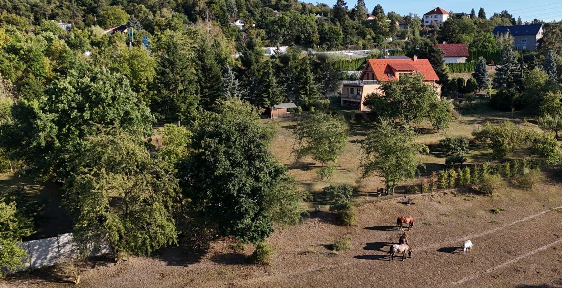 Predaj domu 242 m², pozemek 1.994 m², Za Dálnicí, Praha, Praha Predaj domu 242 m², pozemek 1.994 m², Za Dálnicí, Praha, Praha
