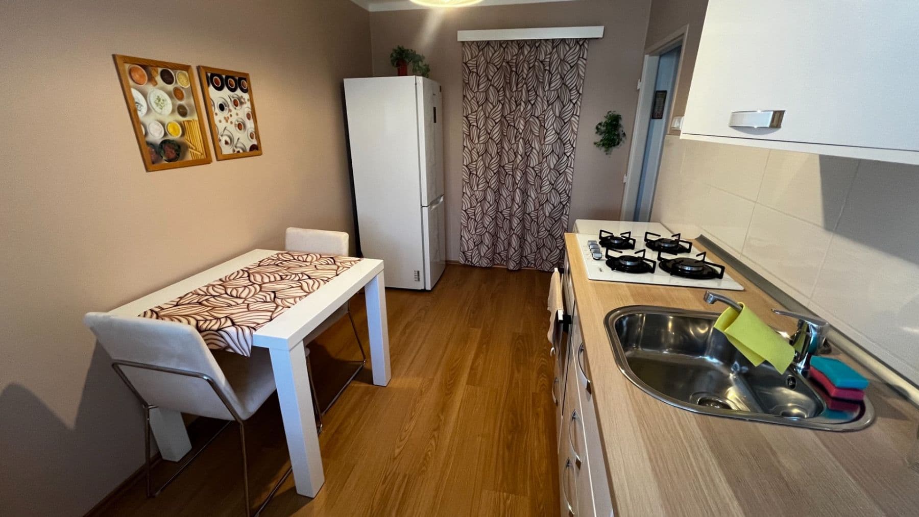 Prenájom bytu 2-izbový 53 m², José Martího, Praha, Praha Prenájom bytu 2-izbový 53 m², José Martího, Praha, Praha