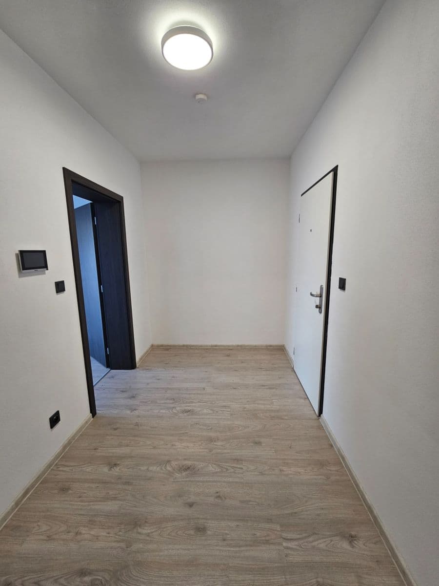 Prenájom bytu 2-izbový 42 m², Pilařská, Plzeň, Plzeňský kraj Prenájom bytu 2-izbový 42 m², Pilařská, Plzeň, Plzeňský kraj