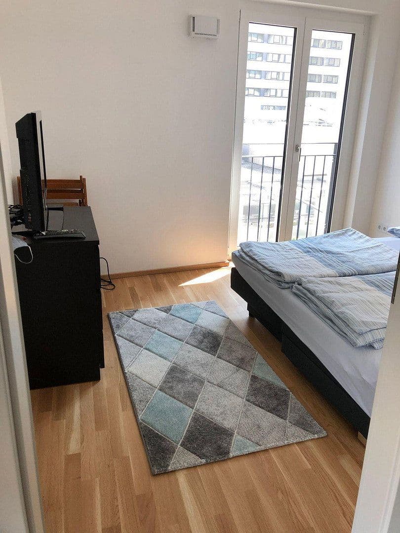 Prenájom bytu 4-izbový 102 m², Wilhelm-Leuschner-Straße 32, Frankfurt am Main, Hesensko Prenájom bytu 4-izbový 102 m², Wilhelm-Leuschner-Straße 32, Frankfurt am Main, Hesensko