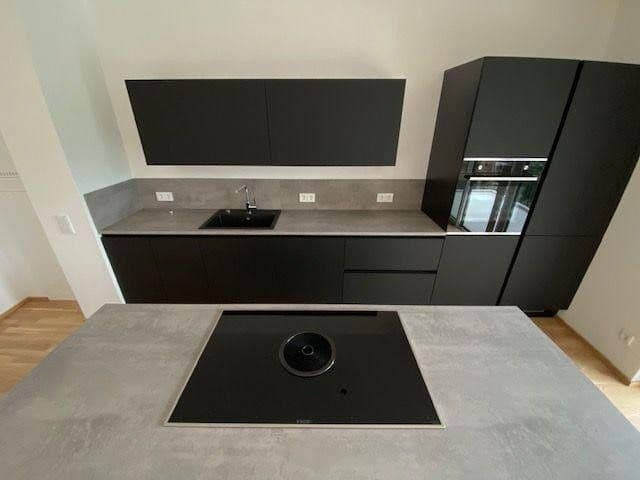 Prenájom bytu 4-izbový 102 m², Wilhelm-Leuschner-Straße 32, Frankfurt am Main, Hesensko Prenájom bytu 4-izbový 102 m², Wilhelm-Leuschner-Straße 32, Frankfurt am Main, Hesensko